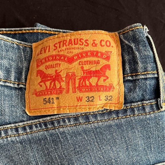 Men’s 32x32 Slim Fit Levi’s Denim Jeans Gently Used Condition Fast Shipping - Picture 5 of 12